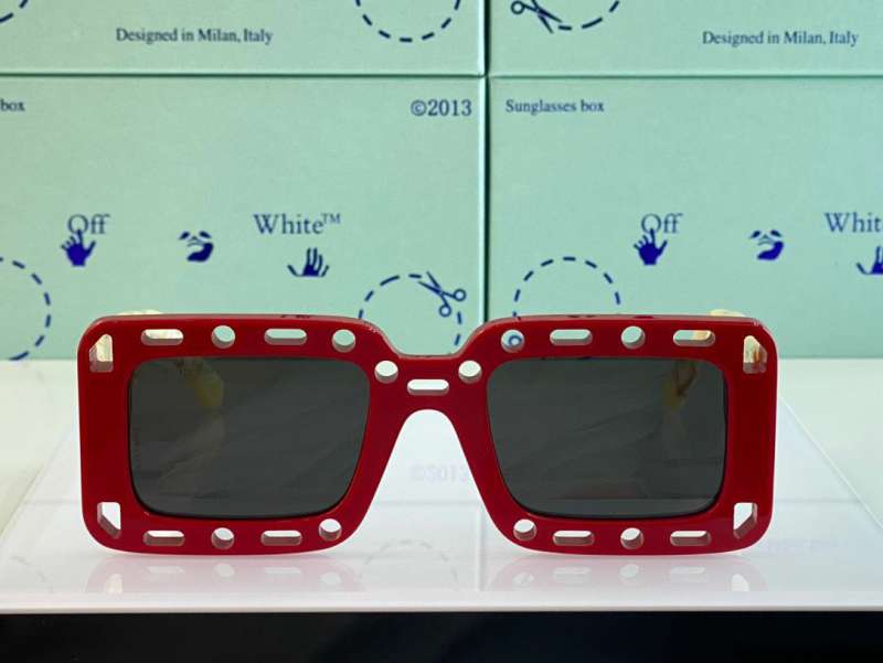 Picture of OFF White Sunglasses _SKUfw41686680fw